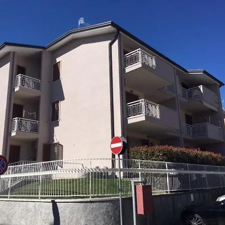 Appartamento Monolocale A Vista Lago *