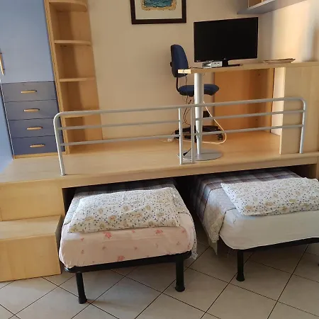 Appartamento Monolocale A Vista Lago *